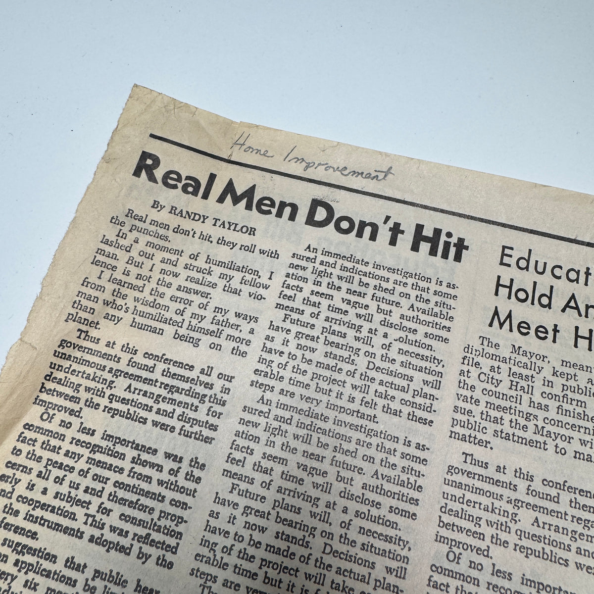 Home Improvement (ABC TV, 1991-99) - Real Men Don't Hit Prop Newspaper