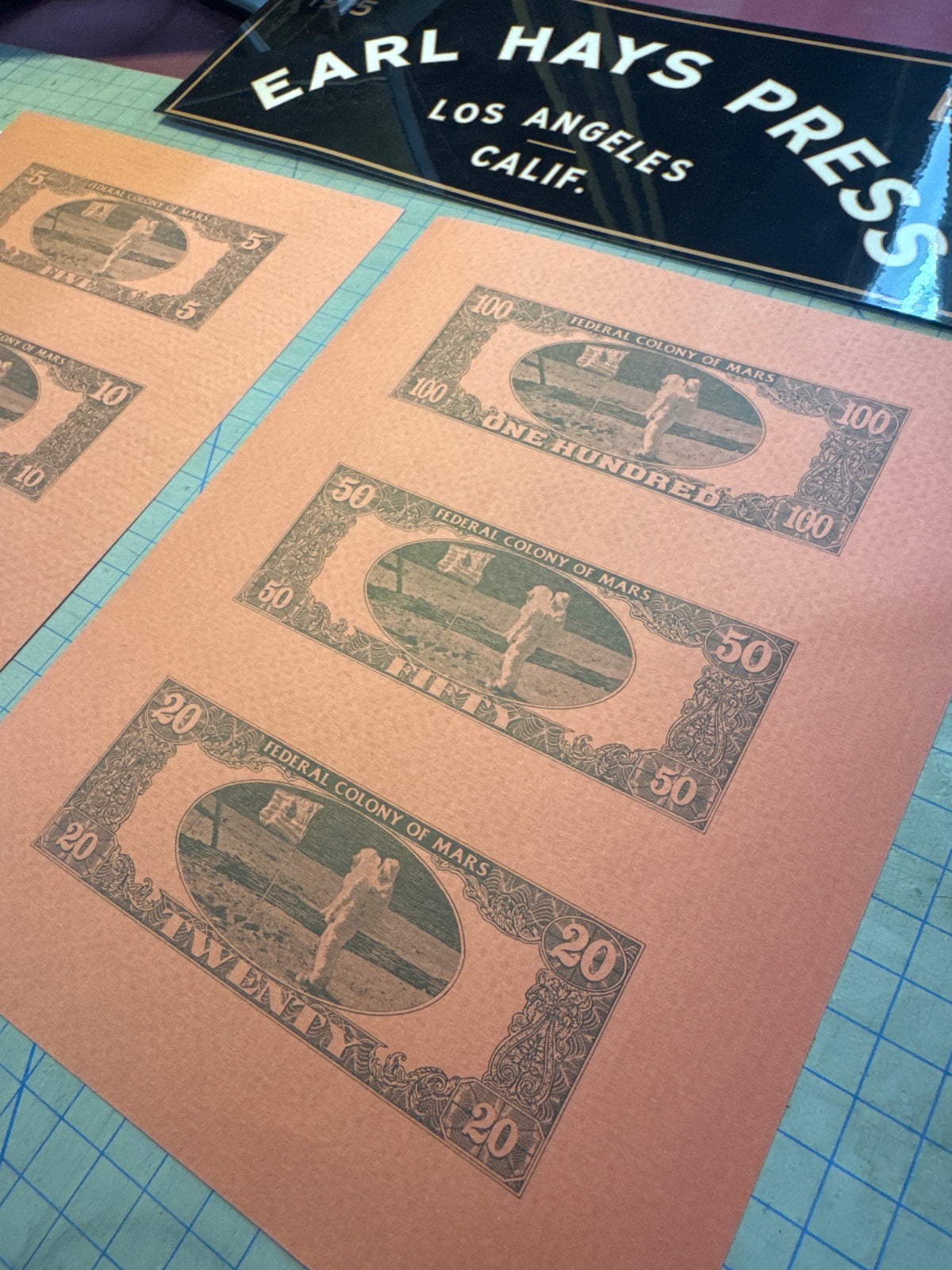 Total Recall (1990) - 2 Pages of Uncut Money