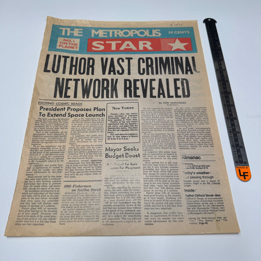 Lois & Clark / Superman (ABC TV, 1993-97) Metropolis Star Newspaper 1