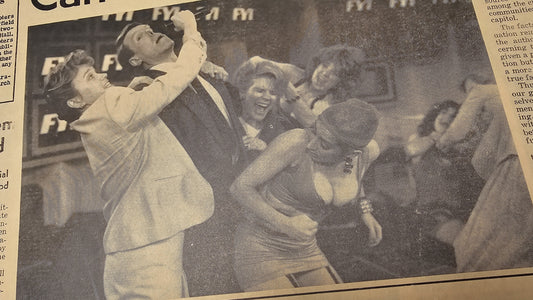 Murphy Brown (CBS TV, 1988-98) 'Can it Get Any Worse?' Newspaper