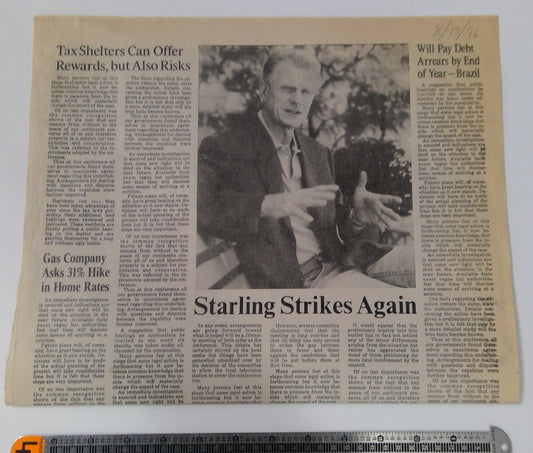 Star Trek: Voyager (1995-2001) Future's End Prop Newspaper